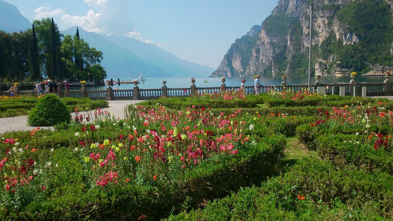 Nadia Apartment - Active Holiday And Relax Arco Esterno foto