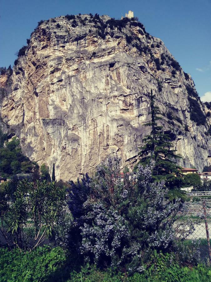 Nadia Apartment - Active Holiday And Relax Arco Esterno foto